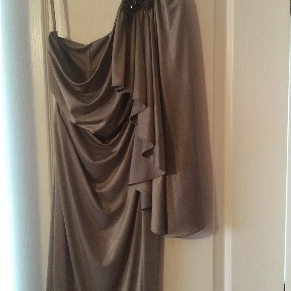Pretty & Chic Dress